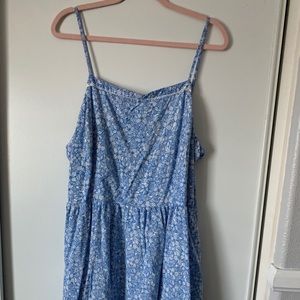 Floral dress 🤍🦋